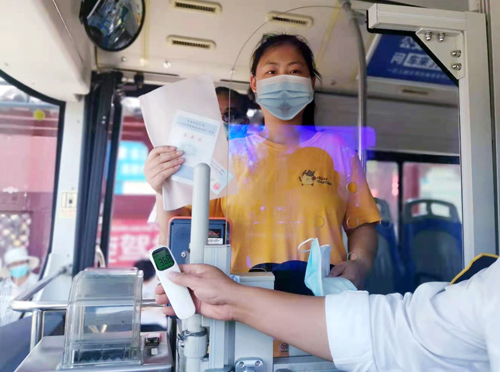 愛心助考，公交服務(wù)暖人心